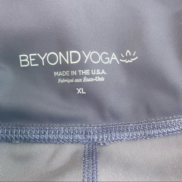 Beyond Yoga Velvet Motion High Waist Midi Leggings - Picture 5 of 8